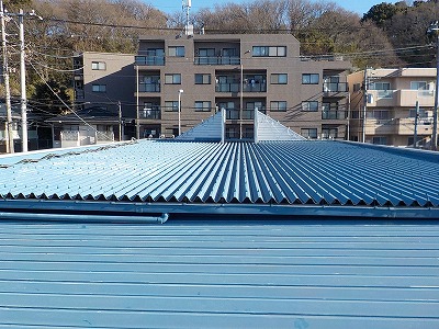 折板屋根の防水事例